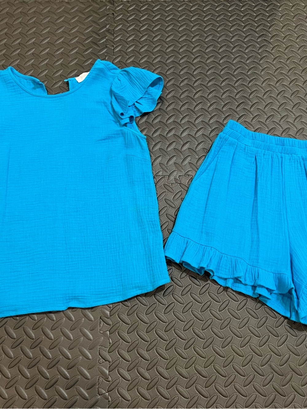 Sugarlips Turquoise Ruffled Waist Shorts Set